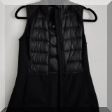H03. Ladies' Lululemon vest. Size 4. 